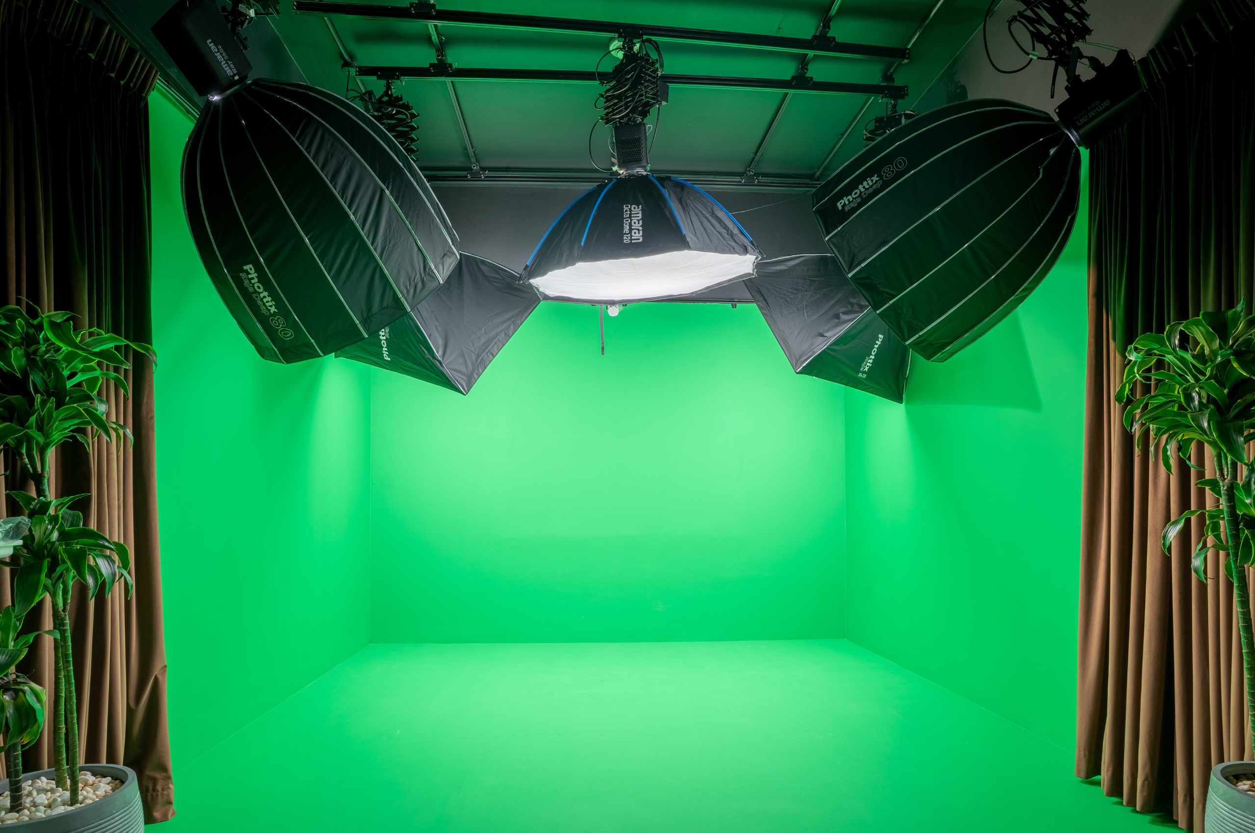 Podcast studio dubai